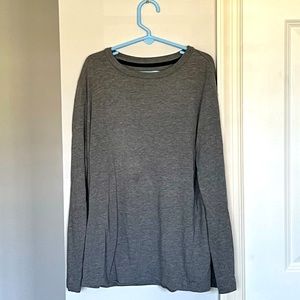 Boys Old Navy long-sleeve t-shirt L